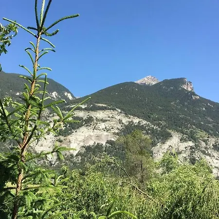 Caloroso Appartamento Con Vista Montagne